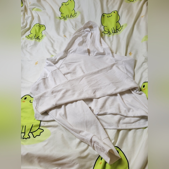 Halara crop hoodie - Picture 1 of 3